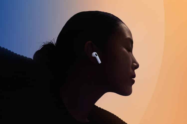 Apple AirPods 4 With Active Noise Cancellation