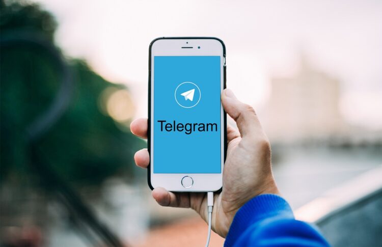 How To Hide Your Last Seen From Specific Group Or People On Telegram