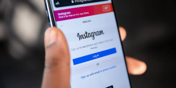 How To Schedule Message On Instagram