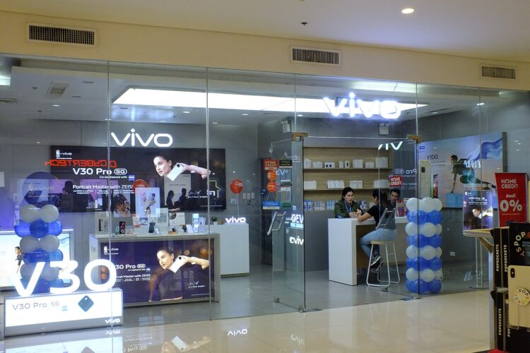 Vivo smartphone with a triple rear camera